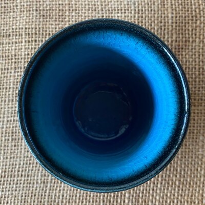 【令和7年産:精米】特別栽培米コシヒカリ(9kg)+【美濃焼】青輝貫入湯呑(2個)