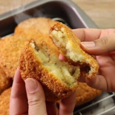レンジでチンOK!「いわて牛コロッケ」総数8個 特製ソース付き
