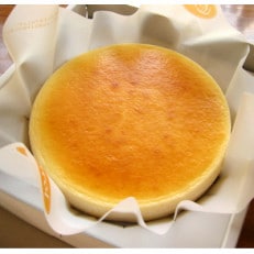 チロルふわっと超濃厚スプーンで食べるクリームチーズケーキ5号