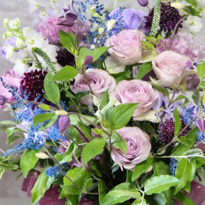 ANSANAの季節のお花たっぷりアレンジ【size:M】(内容はおまかせ)