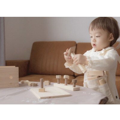 ひのきのおもちゃIKONIH(アイコニー)の知育玩具　大工セット