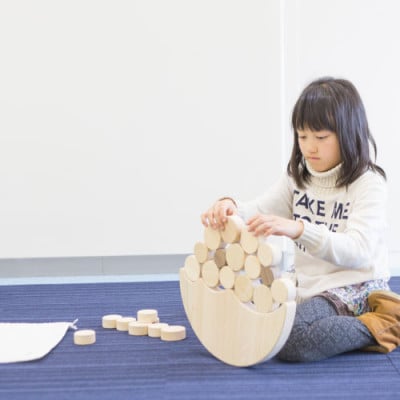 ひのきのおもちゃIKONIH(アイコニー)の知育玩具　ジャンボなみのりバブル