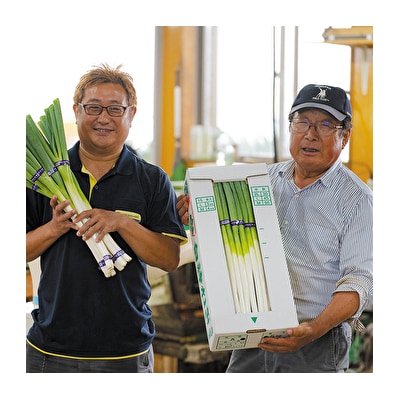 能代名産 白神ねぎ100%使用 白神ねぎラー油 180g×15個[No.5335-0191]