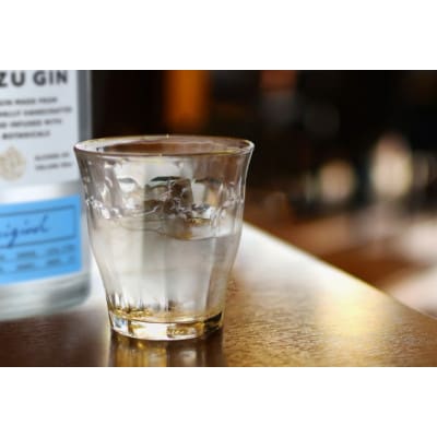 OSUZU　GIN(700ml×1本)