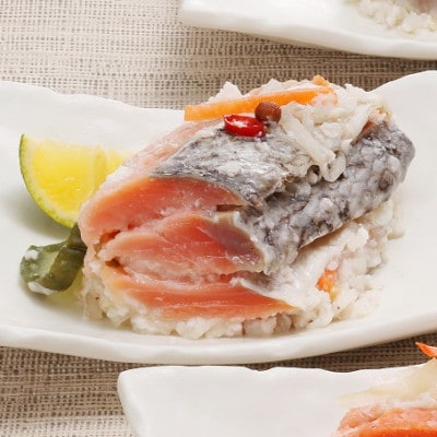 季節限定　冬の蔵　佐藤水産の秋鮭の飯寿司　450g×2個
