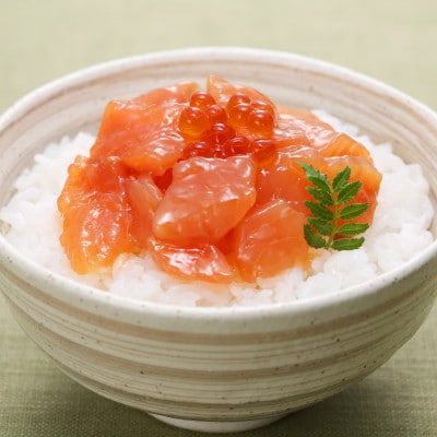 【毎月定期便】鮭のフレーク2種・サーモンロールチーズ入り・ルイベ漬セット　全3回