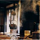 築300年の古民家の釜戸でご飯炊き体験&囲炉裏の温もり 地元野菜の料理を楽しむ非日常体験【2名様】