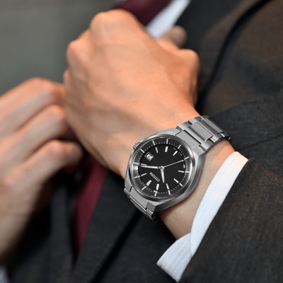 CITIZEN 光発電 エコドライブ電波　メンズ 時計アテッサ CB3010-57E