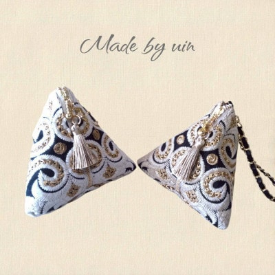 コロンとしたフォルムが愛らしいuinのテトラポーチ　2色セット