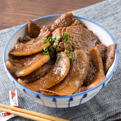 <全国丼グランプリ金賞受賞>博多炭焼豚丼　九州産豚使用　(5袋セット)2分の湯煎だけで簡単な炭火料理