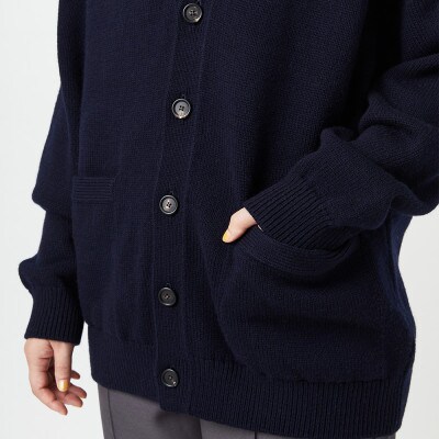 A1 : A SWEATER IS ORDINARY.Cardigan  ネイビー サイズ3