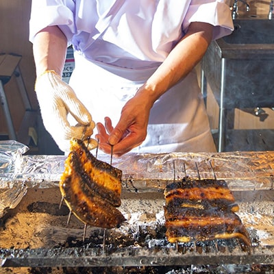 すみの坊の鰻の蒲焼2尾入り(ハーフカット4枚)