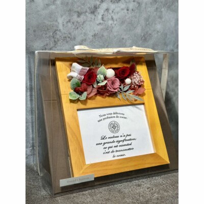 ブリザードフラワーのフォトフレーム(木製スタンドタイプ)【レッド】