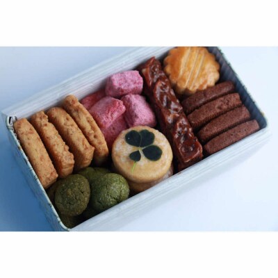 プティ・ボヌール　7種類のオリジナルクッキー缶