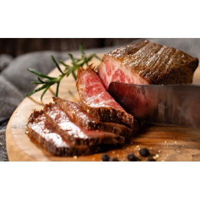 肉の東門【特選黒毛和牛】 ローストビーフ 4～5本　計840g(特製ソース付き)