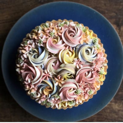食べて綺麗になれるギルトフリーなスイーツ　Rawフラワーケーキ(18cm)