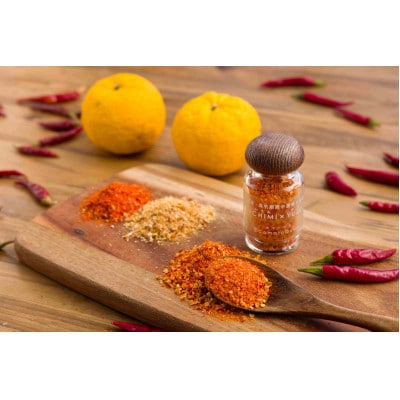 丹波篠山おいしいスパイス 3本セット(プレミアム一味唐辛子・ゆず一味唐辛子・にんにく一味唐辛子)