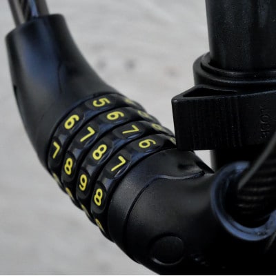 TAMBARの4桁ダイヤル式 700mm 自転車用ワイヤーロック(TAM06)