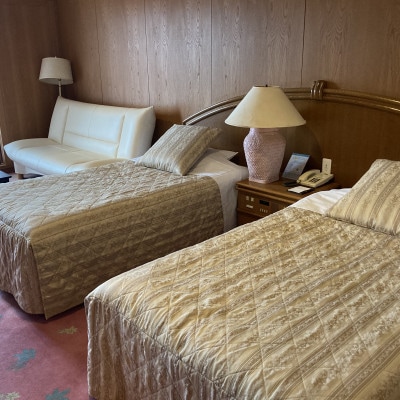 メダリオン・ベルグラビアリゾート ゴルフ場・宿泊施設 利用券9,000円分(3,000円×3枚)