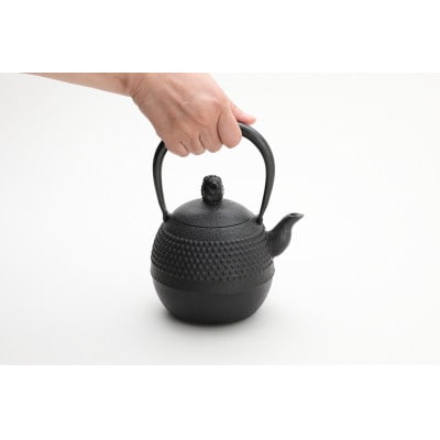 南部鉄器 鉄瓶 ハリネズミ(中) 1L【村上 怜 作】 IH調理器 伝統工芸品 [Y0125]