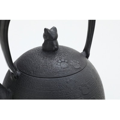 南部鉄器 鉄瓶 ねこ(丸) 1L【村上 怜 作】 IH調理器 伝統工芸品 [Y0126]