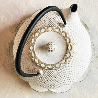 南部鉄器 急須 令和あられ急須 鍋敷きセット 0.5L 伝統工芸品 [AK001]