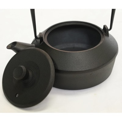南部鉄器 鉄瓶 松風 MATSUKAZE 1L 及富作 伝統工芸品 [AK046]