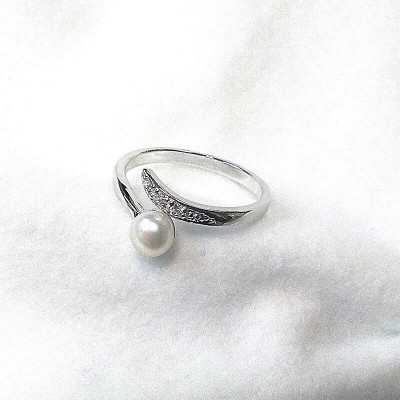 リング・テール(淡水本真珠・ボタン)SV製　1921