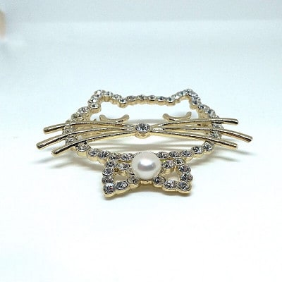 ブローチ・大きなネコ(淡水本真珠・ボタン)G 1969