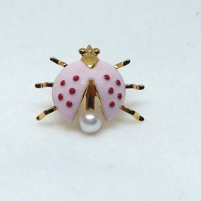 真珠ピンクブローチ・てんとう虫(ピンク)(淡水本真珠・ボタン) 2109