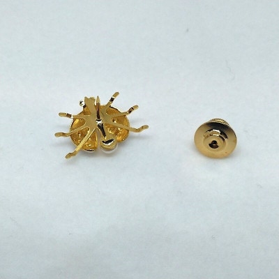 真珠ピンクブローチ・てんとう虫(白)(淡水本真珠・ボタン)　2114