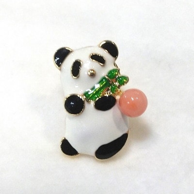 珊瑚ピンブローチ・パンダ(深海珊瑚)2117
