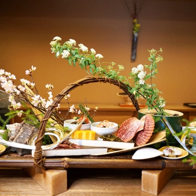 伊勢三玄　季節の会席料理(1名様分のお食事券)　1599