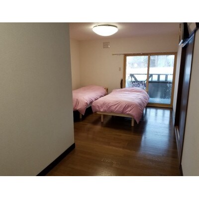コテージ一棟貸切り宿泊券　4名様　知床フィッシングガイド&コテージねこのしっぽ