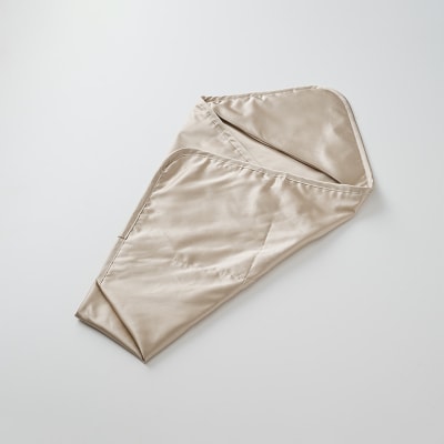 【中わた 富岡産シルク100%】 シルクおくるみ(ベビー) シャンパンゴールド F21E-429