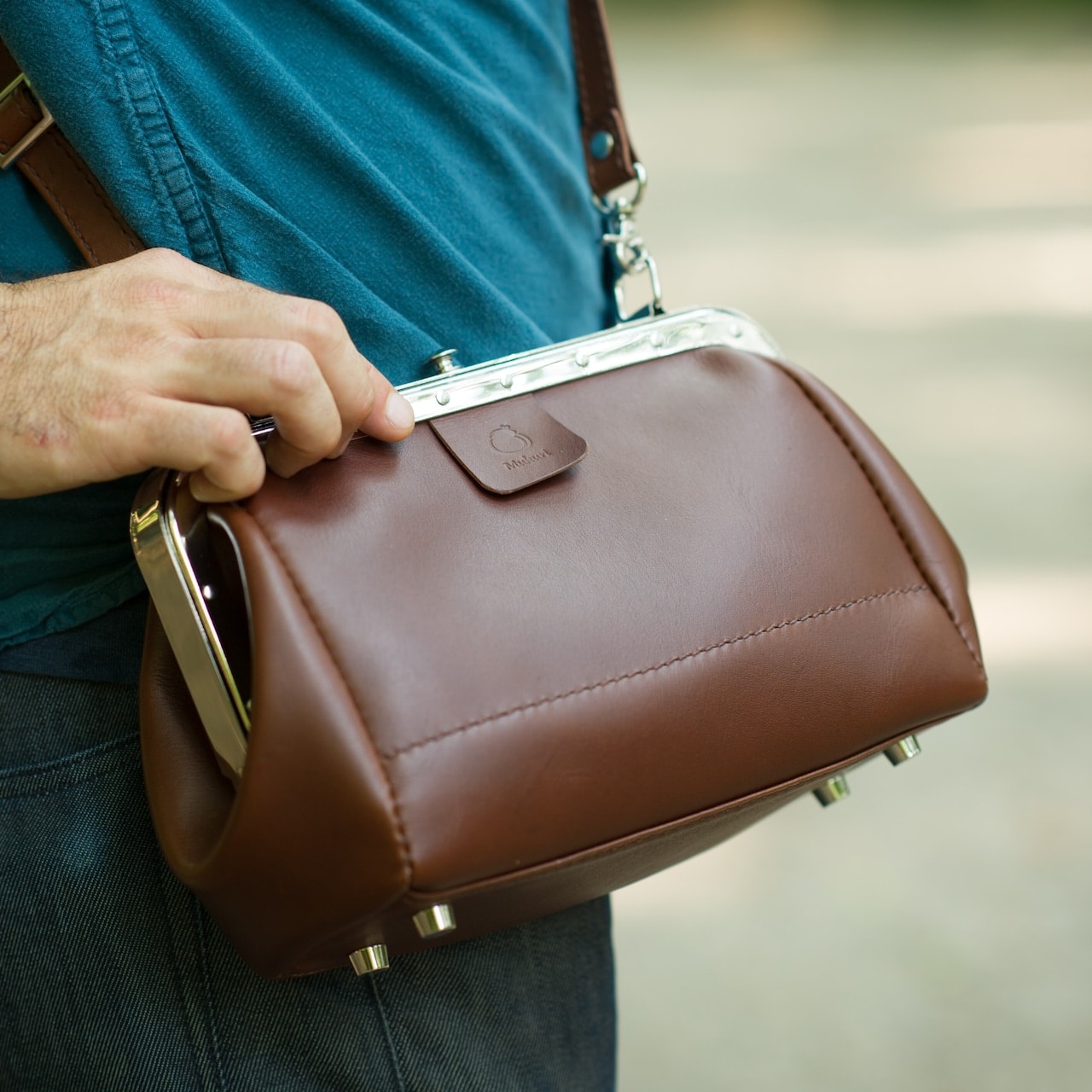 【京都叡山電鉄で採用】車掌かばん グレー  手作りスムースレザーの肩掛け 斜めがけショルダーバッグ