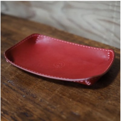 革マネートレー レッド アクセサリーや小物入れ、プレゼントやギフトにも。手作り本革レザー 受注生産