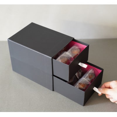 博多カヌレ6種12個詰め合わせセット(化粧箱) UM03