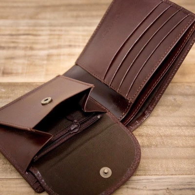 本革シンプルな二つ折り財布 ブラウン 63-002-2