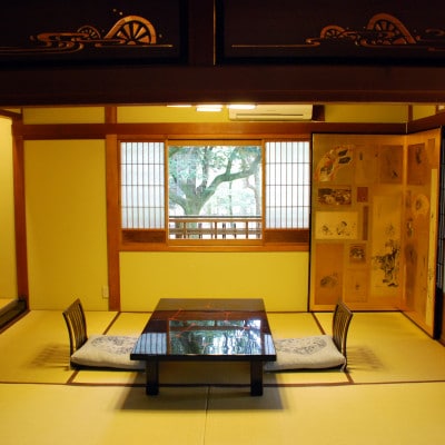 奈良公園　江戸三　ペアご宿泊券(1泊2食付) ご夕食は会席料理