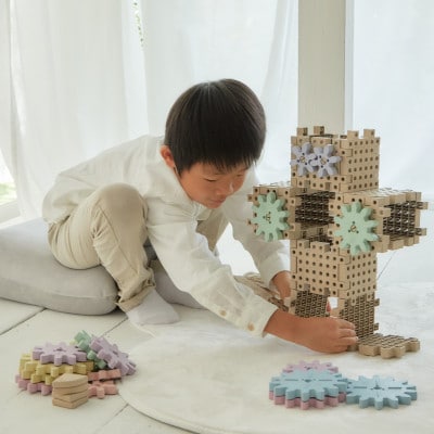 ギア型の知育玩具 Poco a poco【にじいろギア】日本製 おもちゃ