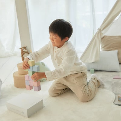キューブ型の知育玩具 Poco a poco【にじいろキューブ(マグネット)】日本製 おもちゃ
