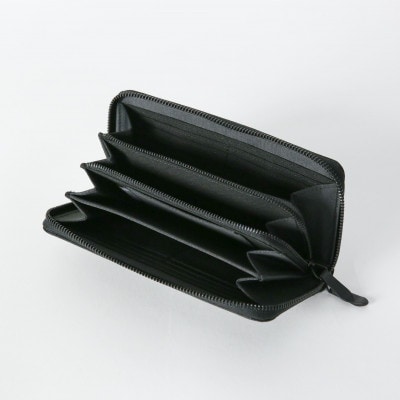 レザー調生地　ラウンドファスナー長財布　黒　日本製