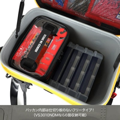 [DRESS] バッカン 17L グレー/ホワイト タックルバッグ ロッドホルダー付き