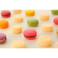 【kazunori ikeda individuel】マカロン20個入り&チーズケーキ10個入り