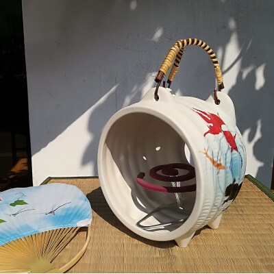 金魚柄の蚊取り豚