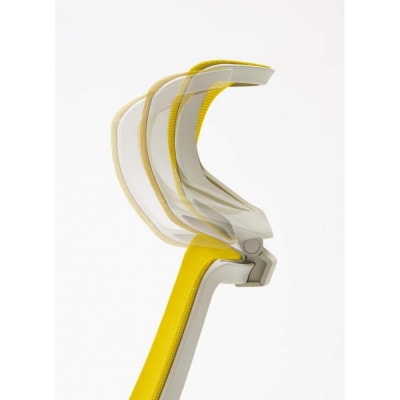 コクヨチェアー　イング(ミディアムグレージュ・本体白/ヘッドレスト・クッション/カーペット用Wキャス