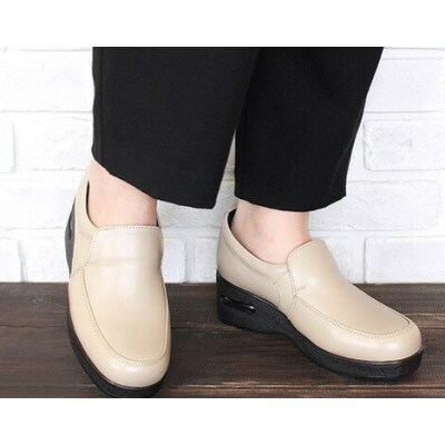 ピエールリッチ ソフトレザー4eエアー付きレディースシューズ 51 ベージュ 22 0cm お礼品詳細 ふるさと納税なら さとふる