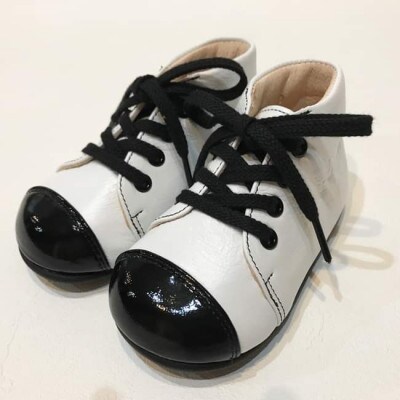 ピーコルドアンの『プルミエ』ファーストステップシューズ　サイズ12cm・White&Black