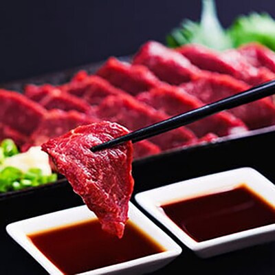 ★国産★上赤身馬刺し1000g【熊本と畜】